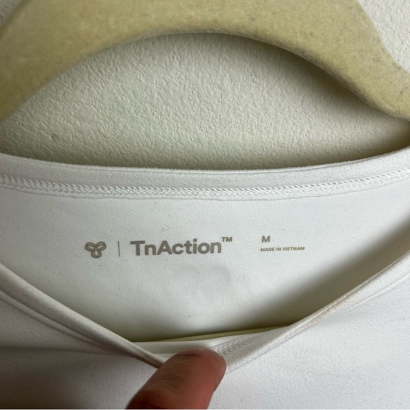 NWT TnAction Aritizia 3-piece set size: M - Picture 5 of 12